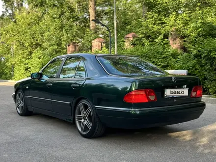 Mercedes-Benz E 230 1997 года за 2 800 000 тг. в Алматы – фото 6