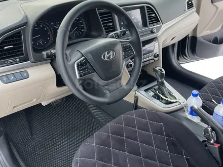 Hyundai Elantra 2017 года за 6 500 000 тг. в Караганда – фото 19