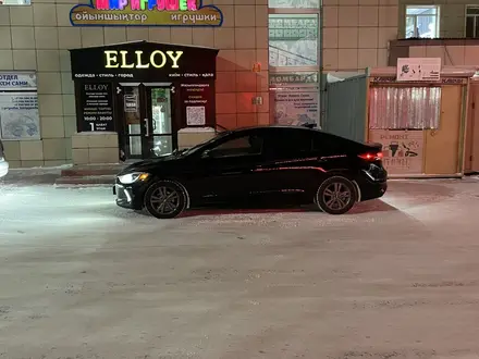 Hyundai Elantra 2017 года за 6 500 000 тг. в Караганда