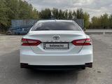 Toyota Camry 2018 годаүшін13 500 000 тг. в Шымкент – фото 4