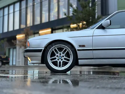 BMW 525 1993 года за 2 800 000 тг. в Алматы – фото 4