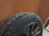 Диски F10 Идеал на Зимней резине! за 185 000 тг. в Алматы – фото 4