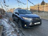 Toyota Highlander 2017 года за 17 300 000 тг. в Алматы