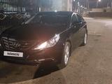 Hyundai Sonata 2011 года за 6 000 000 тг. в Атырау – фото 3