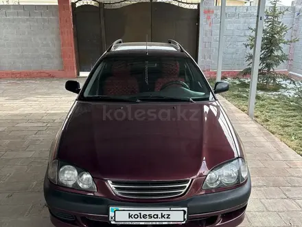 Toyota Avensis 1999 года за 3 100 000 тг. в Тараз