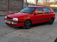 Volkswagen Golf 1998 годаүшін2 200 000 тг. в Алматы