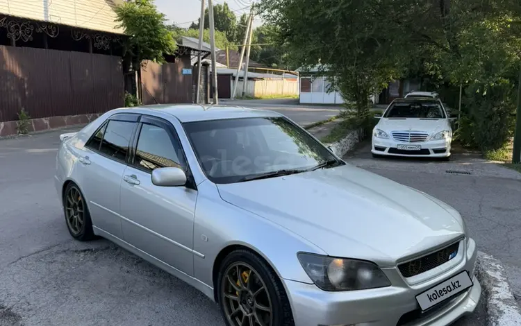 Toyota Altezza 1999 года за 4 000 000 тг. в Алматы
