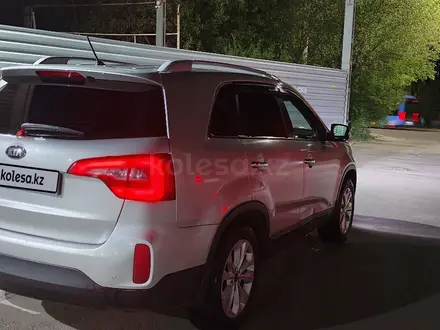 Kia Sorento 2012 года за 7 800 000 тг. в Астана – фото 6