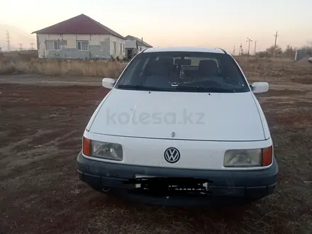 Volkswagen Passat 1993 года за 1 350 000 тг. в Караганда – фото 2