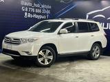 Toyota Highlander 2013 годаүшін10 800 000 тг. в Актобе