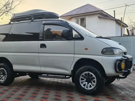 Mitsubishi Delica 1994 годаүшін3 999 999 тг. в Алматы – фото 19