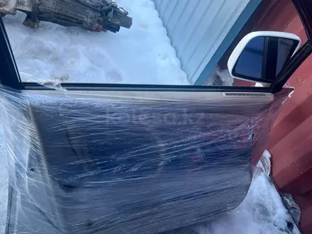 Привозная передняя левая дверь на Lexus RX300 за 60 000 тг. в Астана – фото 2