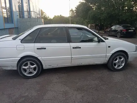 Volkswagen Passat 1991 года за 700 000 тг. в Караганда – фото 2