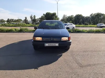 Volkswagen Passat 1991 года за 1 890 000 тг. в Усть-Каменогорск – фото 2