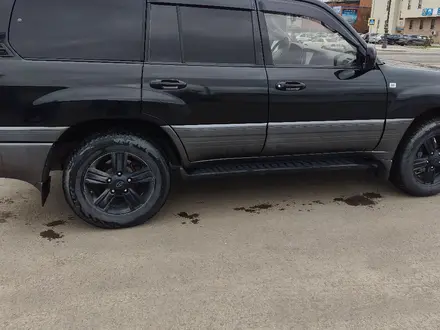 Toyota Land Cruiser 2005 года за 10 900 000 тг. в Астана – фото 2
