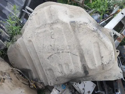 Топливный бак на Митсубиси Галант Дутый за 15 000 тг. в Алматы