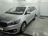 Kia Carnival 2017 года за 9 600 000 тг. в Шымкент