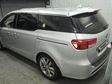 Kia Carnival 2017 года за 9 600 000 тг. в Шымкент – фото 3