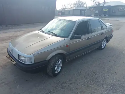 Volkswagen Passat 1991 годаүшін1 500 000 тг. в Астана – фото 2