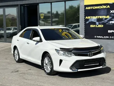 Toyota Camry 2014 года за 10 490 000 тг. в Шымкент