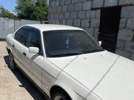 BMW 520 1992 года за 1 350 000 тг. в Уральск – фото 3