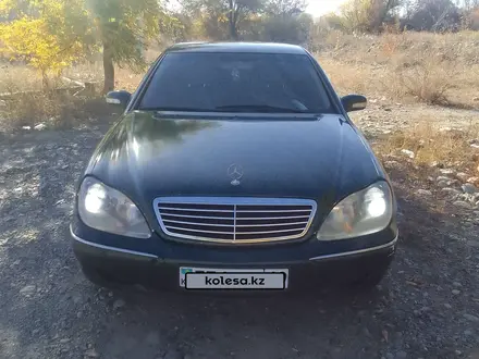 Mercedes-Benz S 320 1999 года за 2 500 000 тг. в Талдыкорган