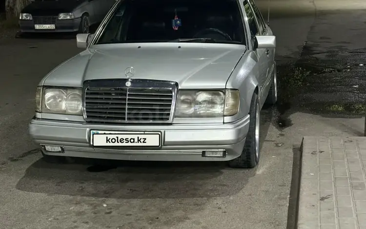 Mercedes-Benz E 220 1991 года за 2 500 000 тг. в Алматы