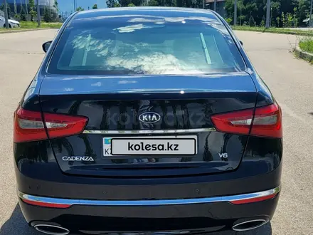 Kia Cadenza 2015 года за 8 000 000 тг. в Алматы – фото 10