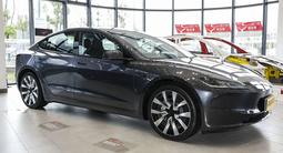 Tesla Model 3 Standart Range 2024 года за 17 620 000 тг. в Алматы – фото 2