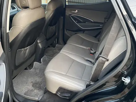 Hyundai Santa Fe 2018 года за 9 100 000 тг. в Астана – фото 8