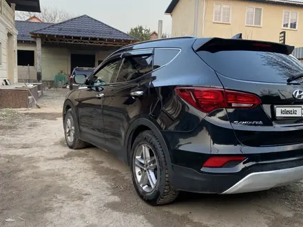 Hyundai Santa Fe 2018 года за 9 100 000 тг. в Астана – фото 5