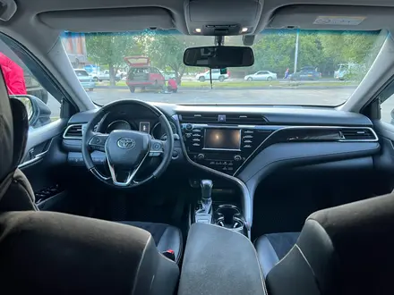 Toyota Camry 2019 года за 14 700 000 тг. в Астана – фото 8