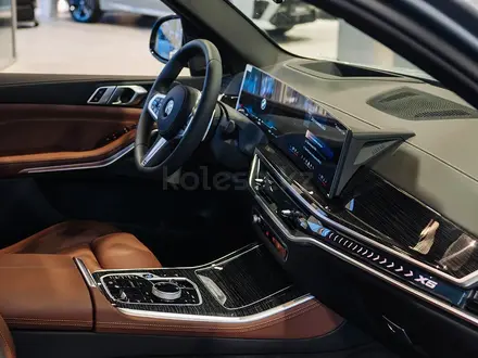 BMW X5 XDrive 40i 2026 года за 65 968 883 тг. в Астана – фото 10