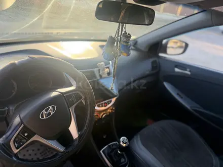 Hyundai Accent 2014 года за 4 100 000 тг. в Семей – фото 11