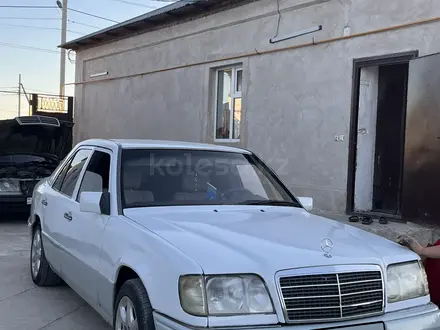 Mercedes-Benz E 280 1994 года за 1 900 000 тг. в Кызылорда – фото 2