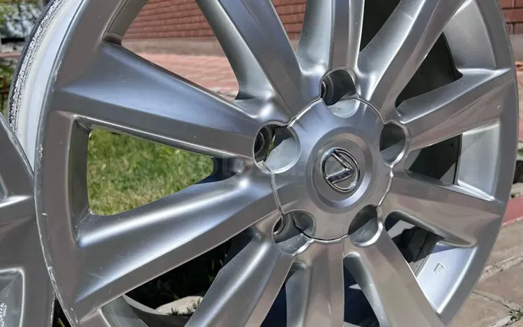 5 родных дисков R20 на Lexus LX 570 за 250 000 тг. в Аксай