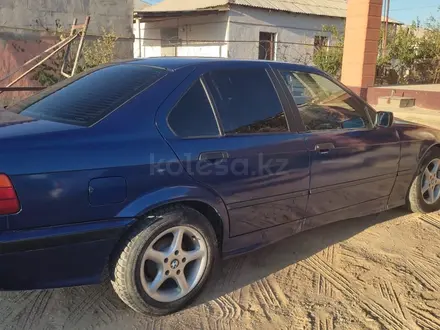 BMW 323 1993 года за 1 500 000 тг. в Актау – фото 2