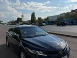 Toyota Camry 2018 годаүшін11 500 000 тг. в Шымкент – фото 4