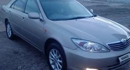 Toyota Camry 2002 года за 5 000 000 тг. в Атырау – фото 3