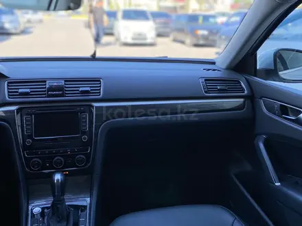 Volkswagen Passat (USA) 2018 года за 10 990 000 тг. в Шымкент – фото 6