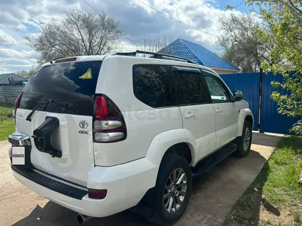 Toyota Land Cruiser Prado 2005 года за 7 000 000 тг. в Уральск – фото 2