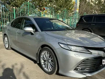 Toyota Camry 2019 года за 12 800 000 тг. в Караганда – фото 15