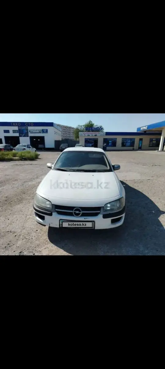Opel Omega, 1994