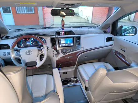 Toyota Sienna 2014 года за 13 800 000 тг. в Алматы – фото 8