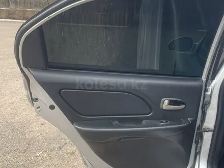 Hyundai Sonata 2005 года за 2 000 000 тг. в Астана – фото 11