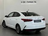 Hyundai Accent 2021 года за 7 500 000 тг. в Астана – фото 2