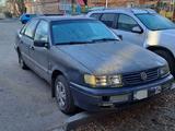 Volkswagen Passat 1996 года за 950 000 тг. в Аксу