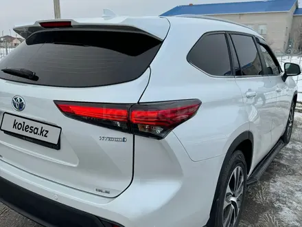 Toyota Highlander 2024 года за 26 500 000 тг. в Атырау – фото 11