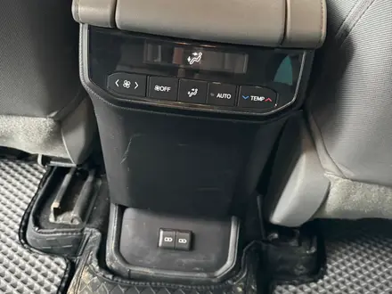 Toyota Highlander 2024 года за 26 500 000 тг. в Атырау – фото 24