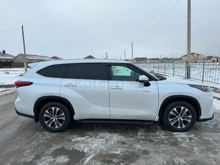 Toyota Highlander 2024 года за 26 500 000 тг. в Атырау – фото 5